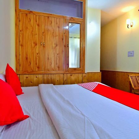 Capital O 38846 Varsha Inn Haripūr Exterior foto